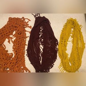 8 Infinity scarfs. Brand new quality